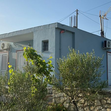 Vila Bedro Sarande Luaran gambar