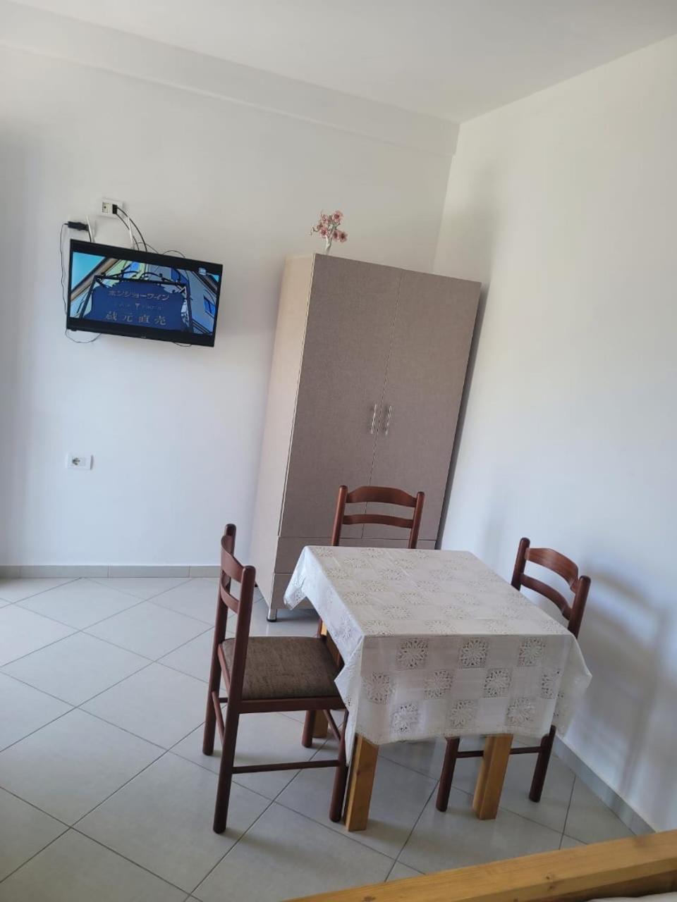 Vila Bedro Sarande Luaran gambar