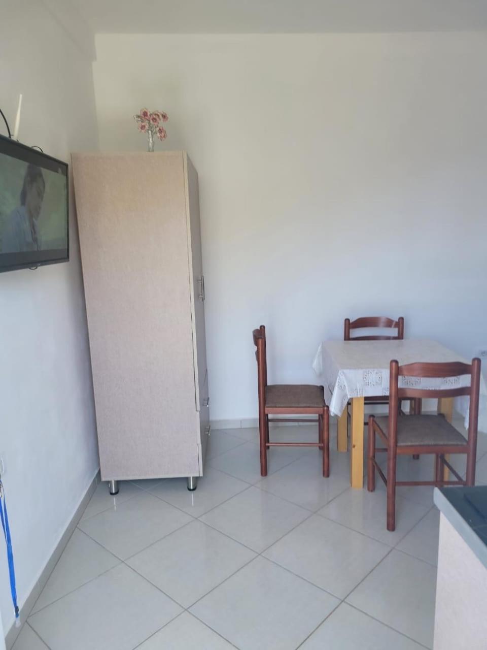 Vila Bedro Sarande Luaran gambar