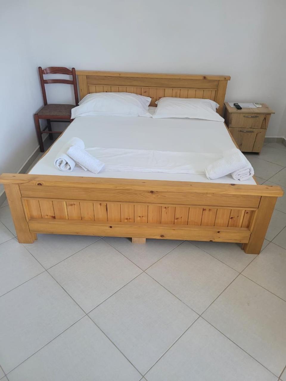Vila Bedro Sarande Luaran gambar