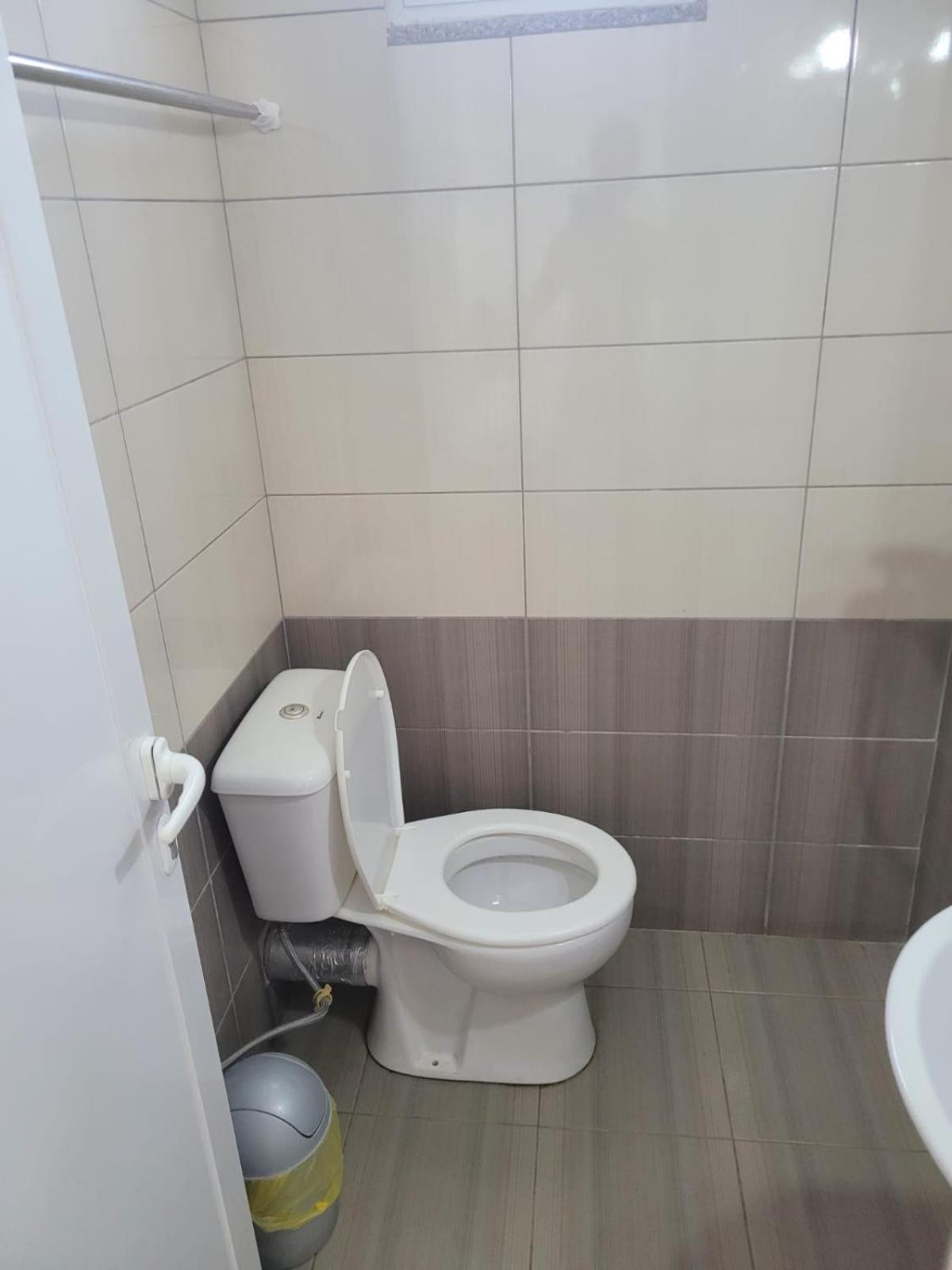 Vila Bedro Sarande Luaran gambar